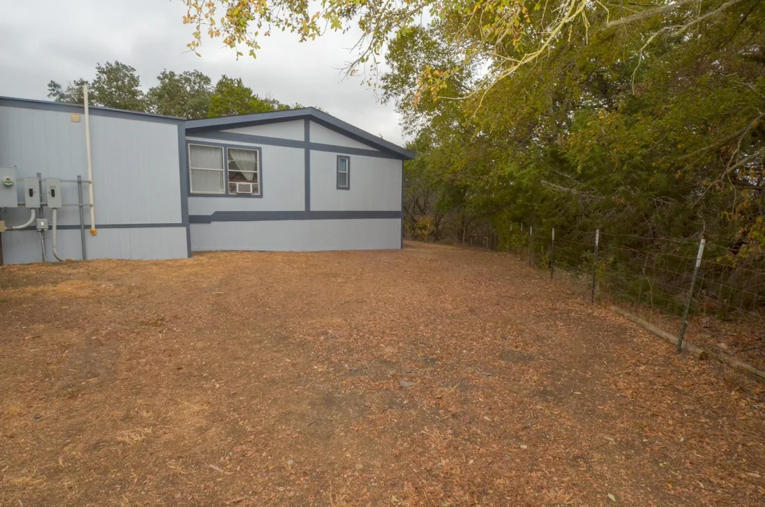 Photo of 319 RIVER RD