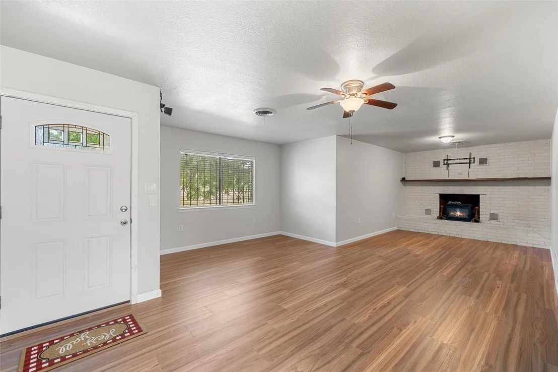 Photo of 6571 County Road 340