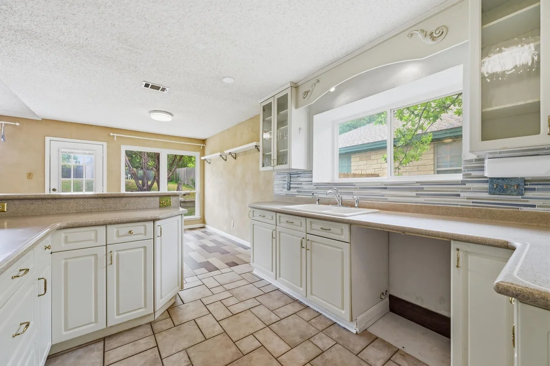 Photo of 16415 Lone Wolf DR
