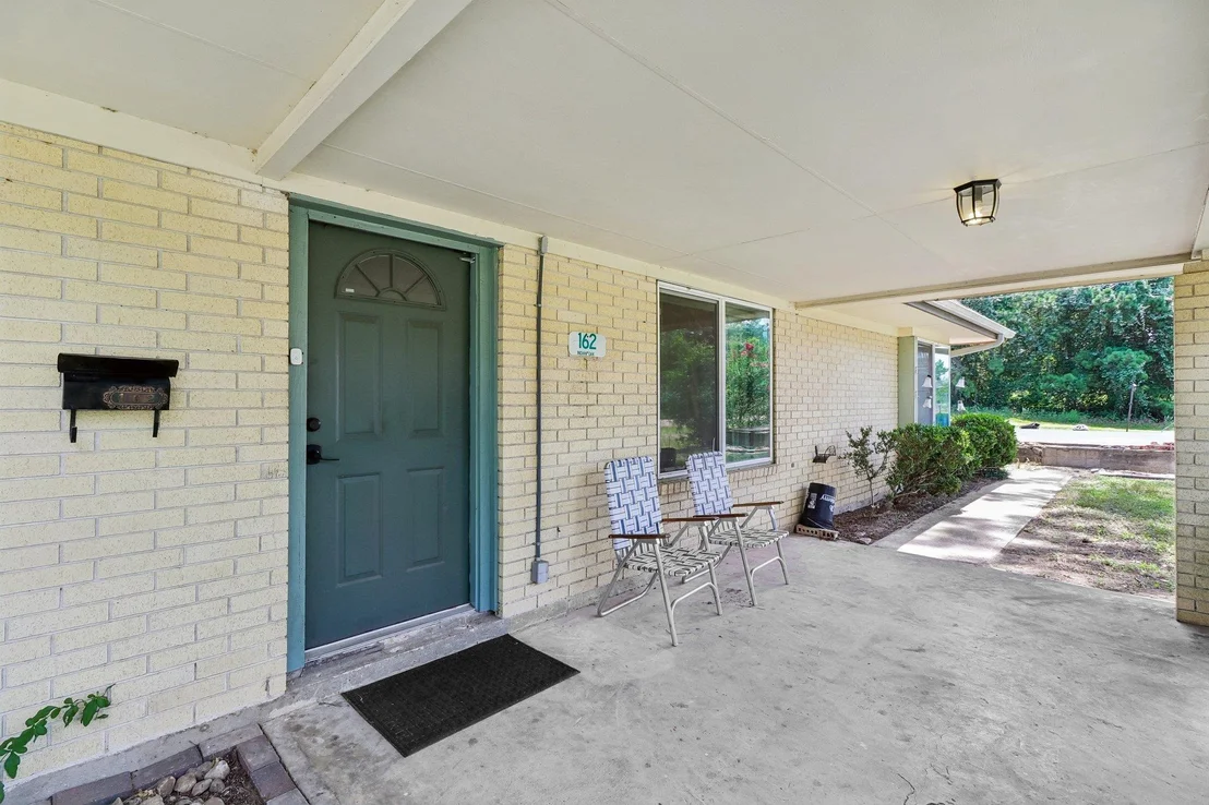 Photo of 162 Indian Oak DR