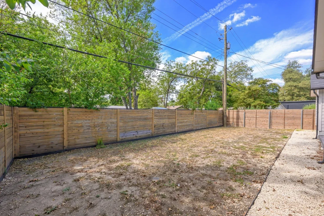 Photo of 1409 Westmoor DR