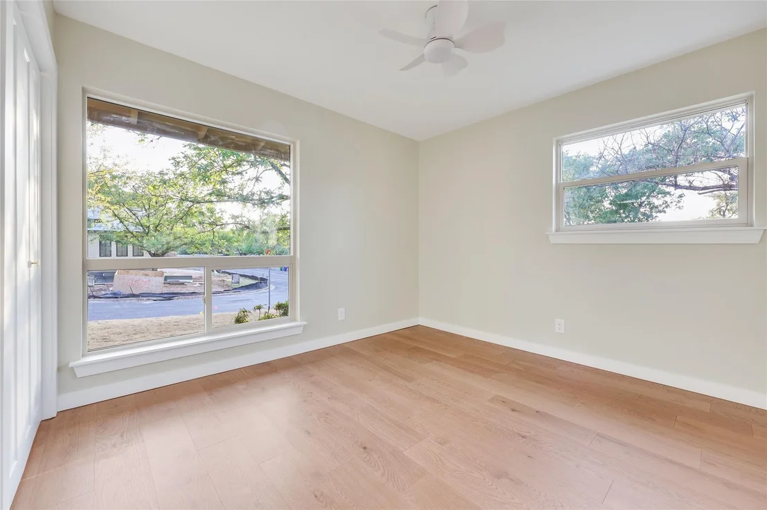 Photo of 2504 Deerfoot TRL