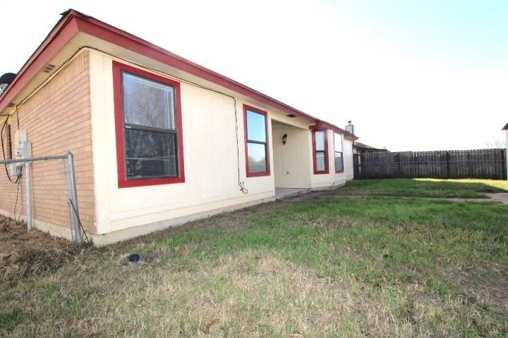 Photo of 304 Bronc DR