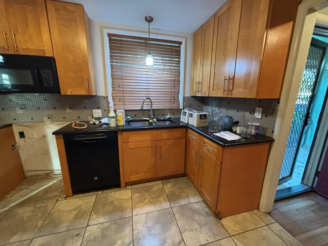 Photo of 1607 Broadmoor DR