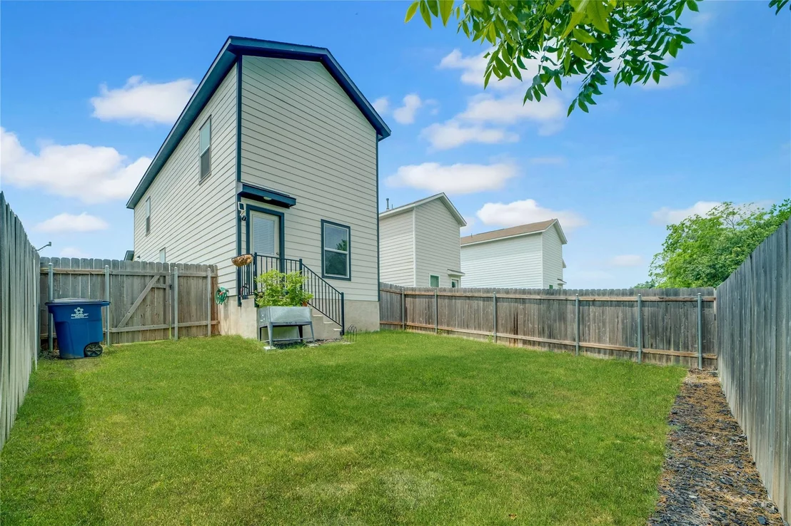 Photo of 36 Trinity CIR