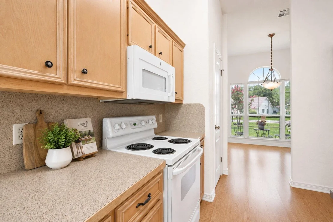 Photo of 106 Stacey LN