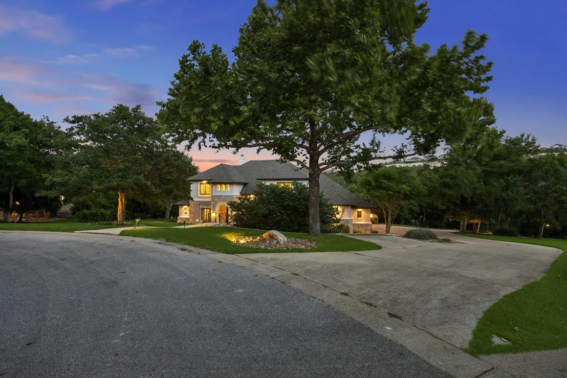 Photo of 1100 High Lonesome ST