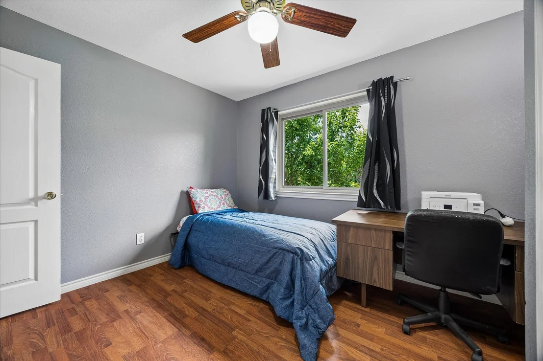 Photo of 111 Finch LN