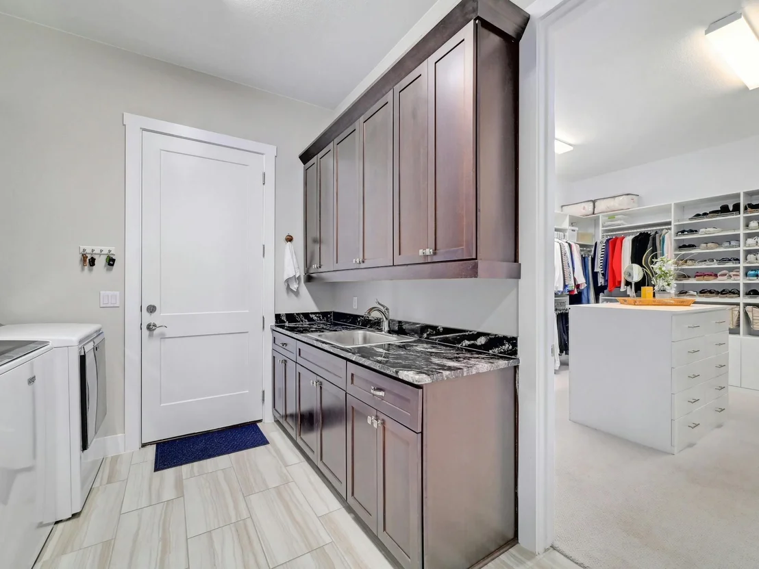 Photo of 809 Dancing Oak LN