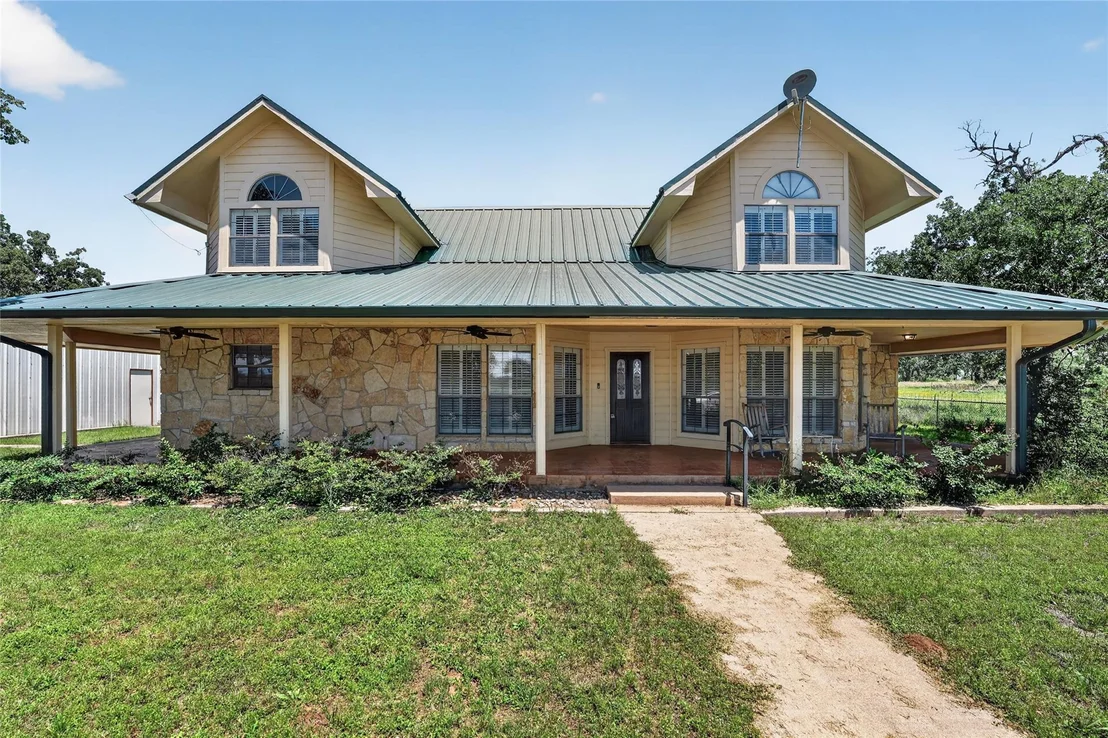 Photo of 203 Oxbow TRL