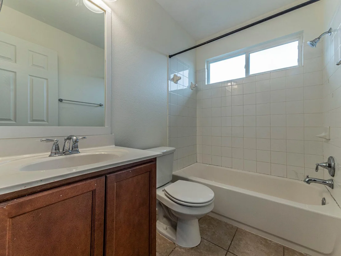 Photo of 317 Ames CV