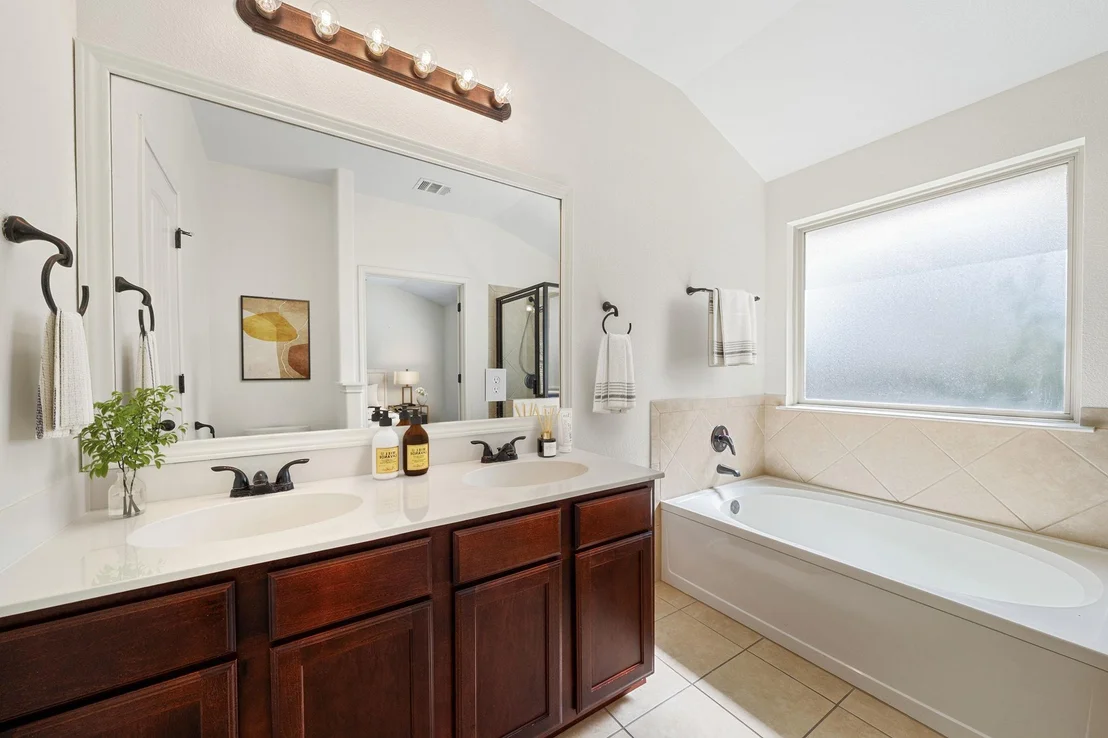 Photo of 9709 Alex LN