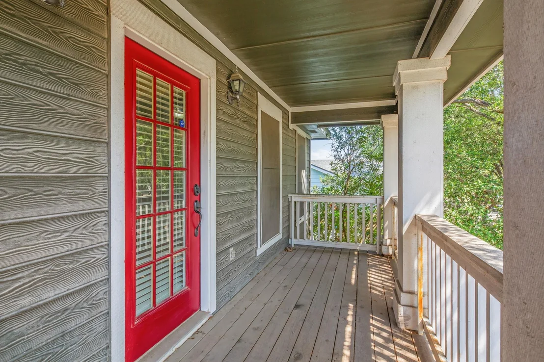 Photo of 5801 McNaughton N