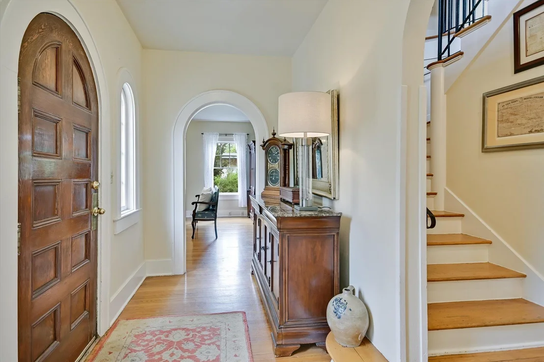 Photo of 106 W 32nd ST