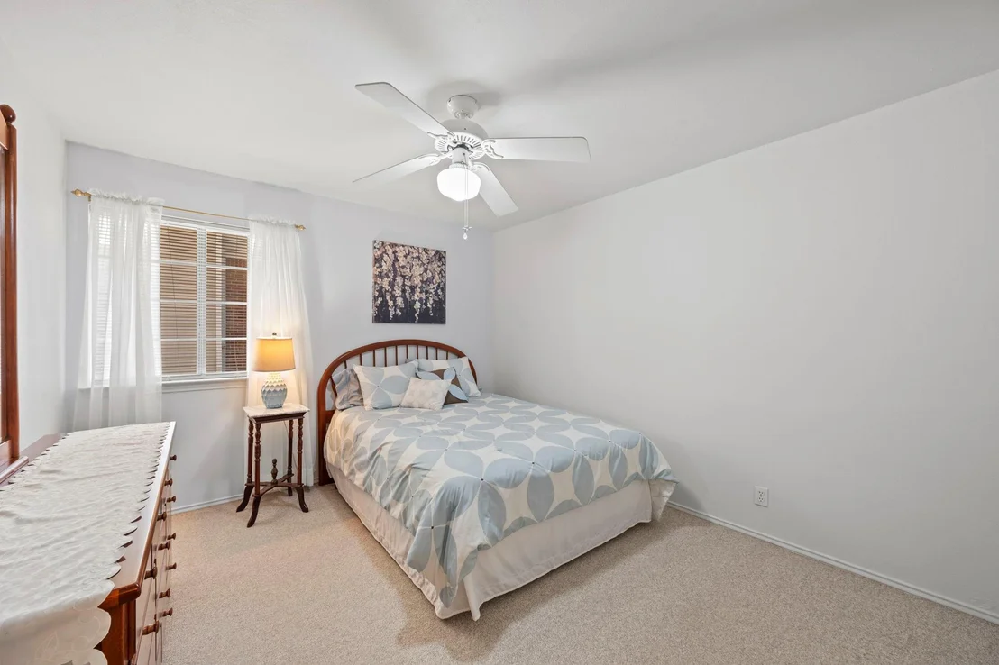 Photo of 803 Oak Park DR