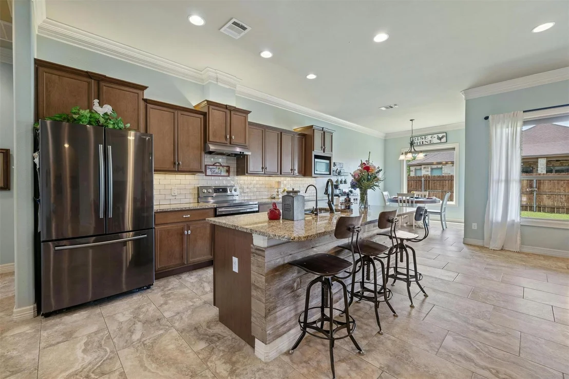 Photo of 212 Derek LN