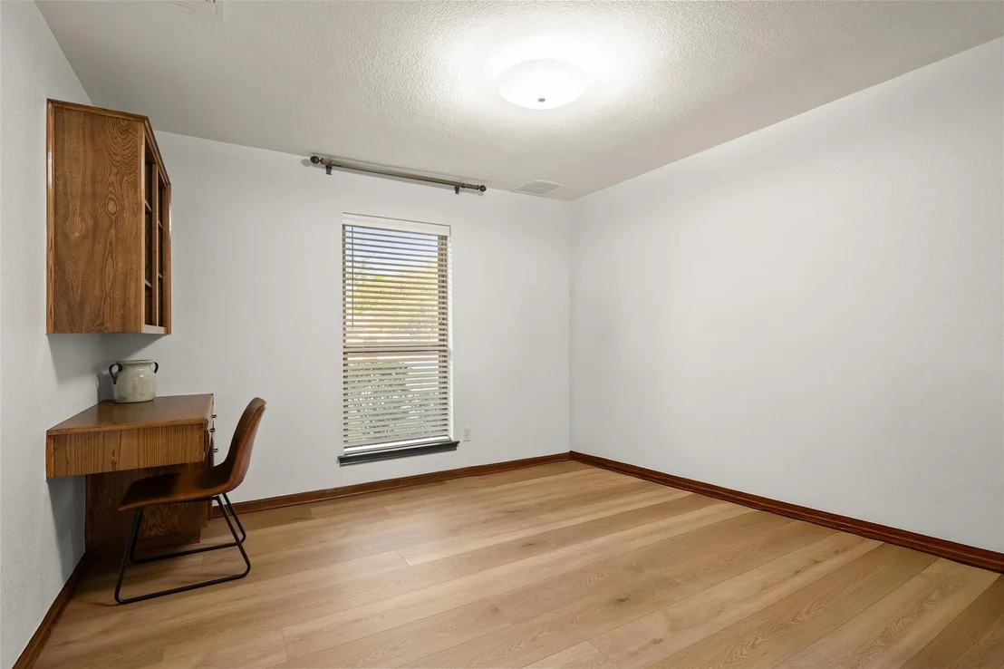 Photo of 7202 Rolling Meadow RD