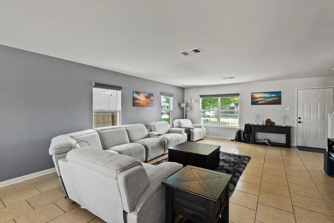 Photo of 1160 Forest Bluff TRL