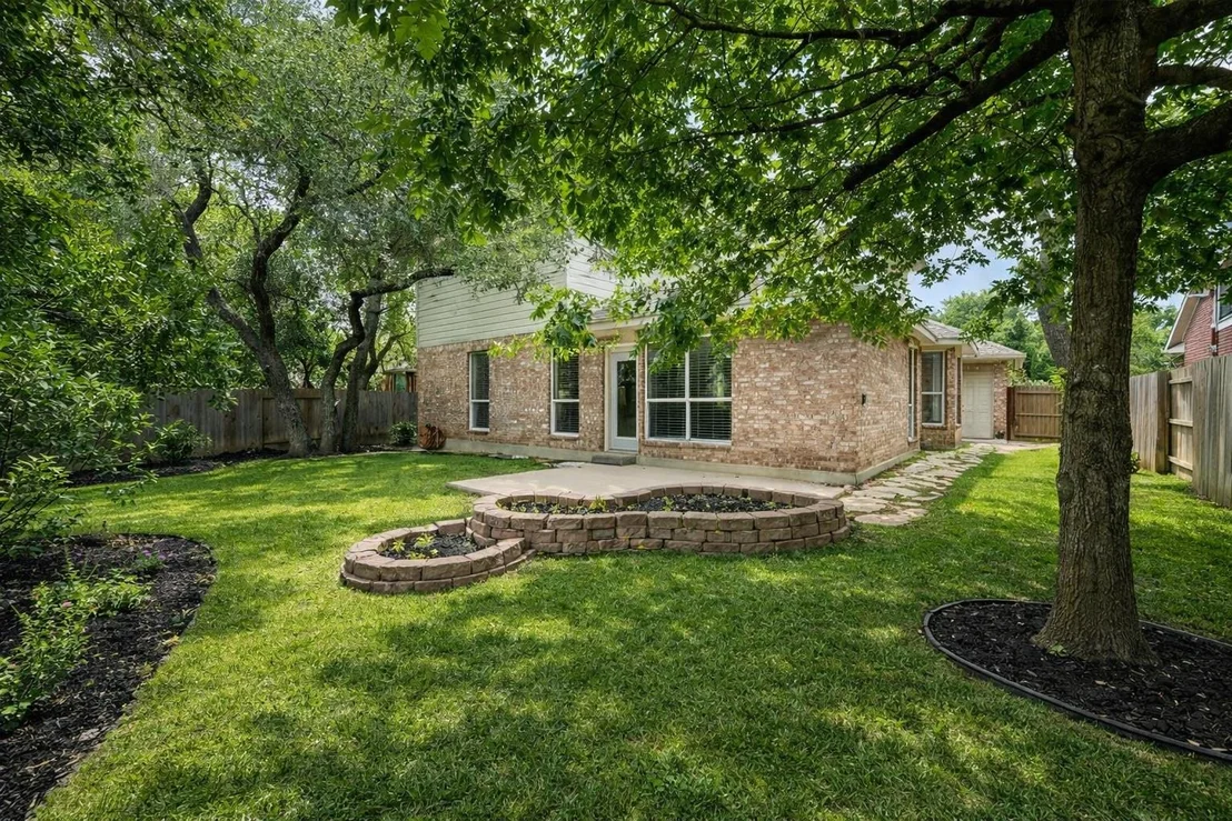 Photo of 6405 Salcon Cliff DR