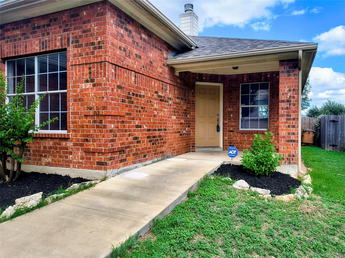 Photo of 9213 Pioneer Forest DR