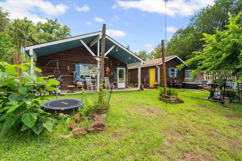 Photo of 107 Mountain Valley DR