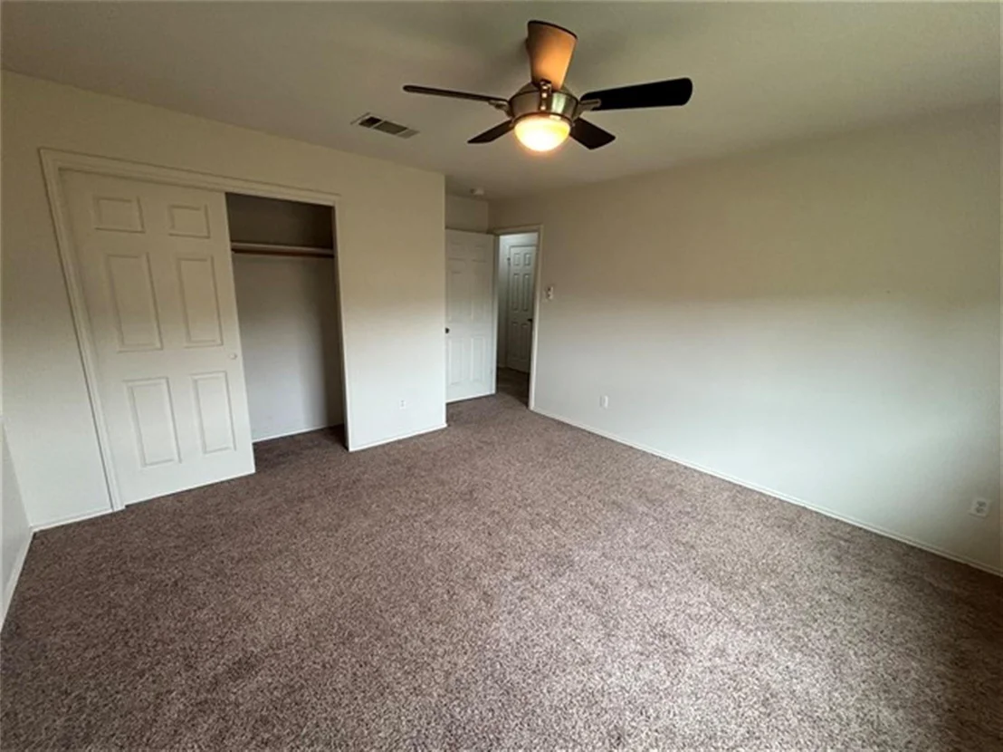 Photo of 12828 Starbrimson TRL