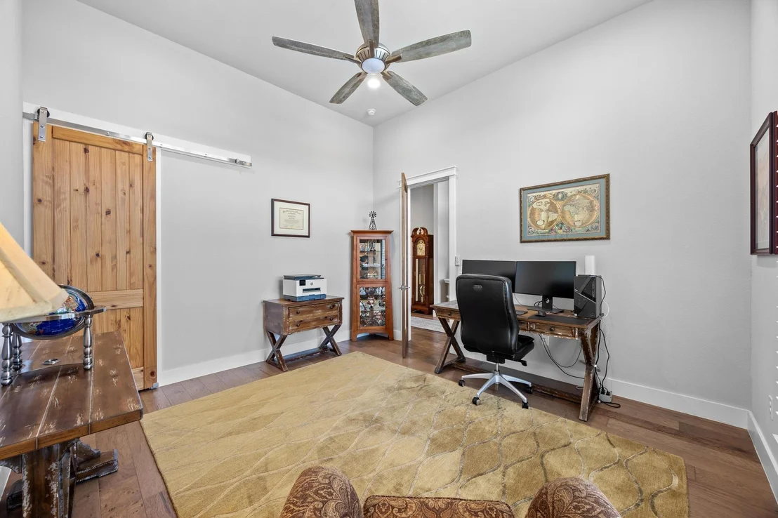 Photo of 2208 Quarry LOOP