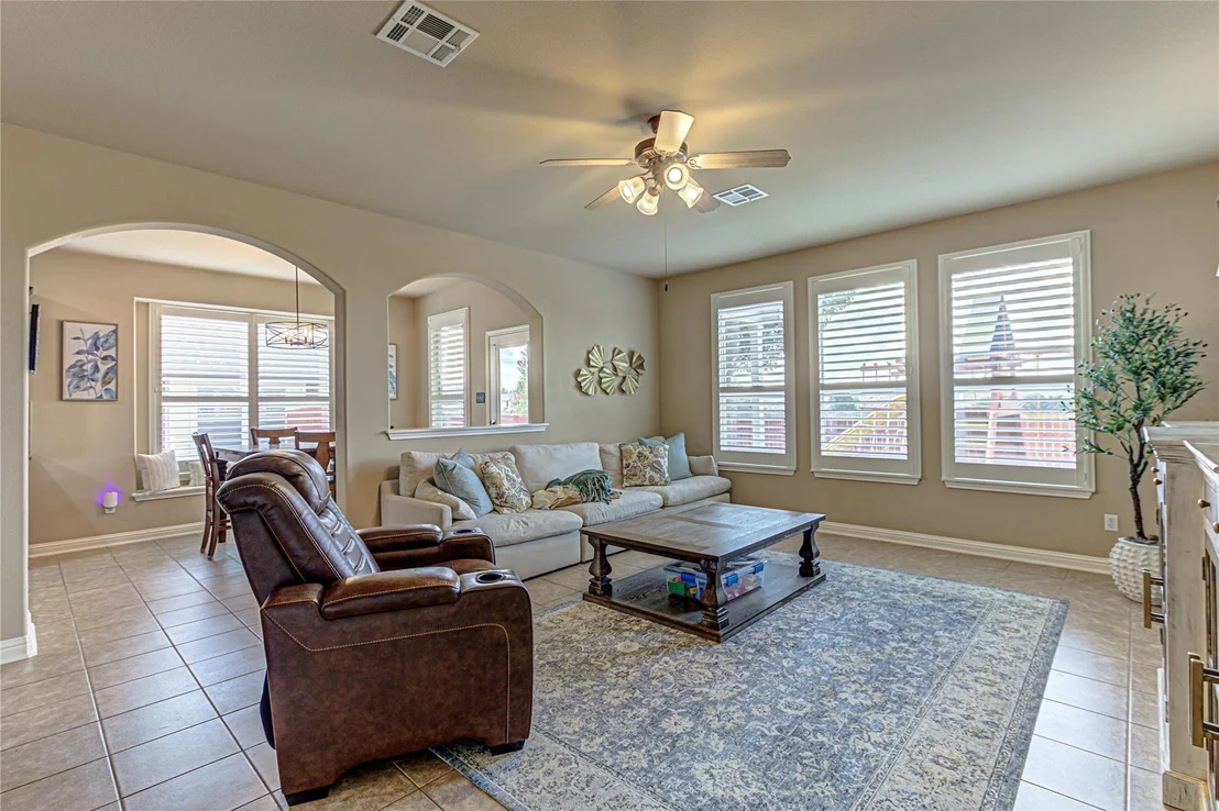Photo of 271 Middle Creek DR