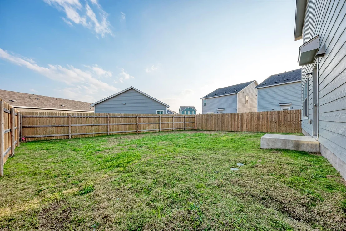 Photo of 817 Circle WAY