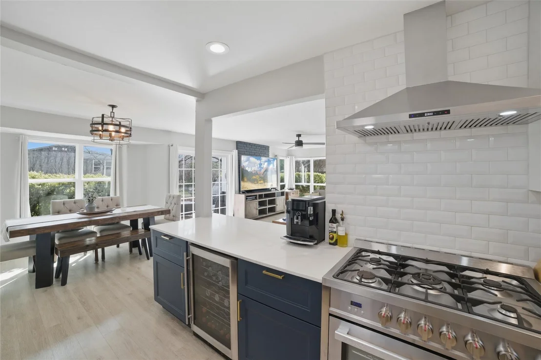 Photo of 1315 Quail Park DR