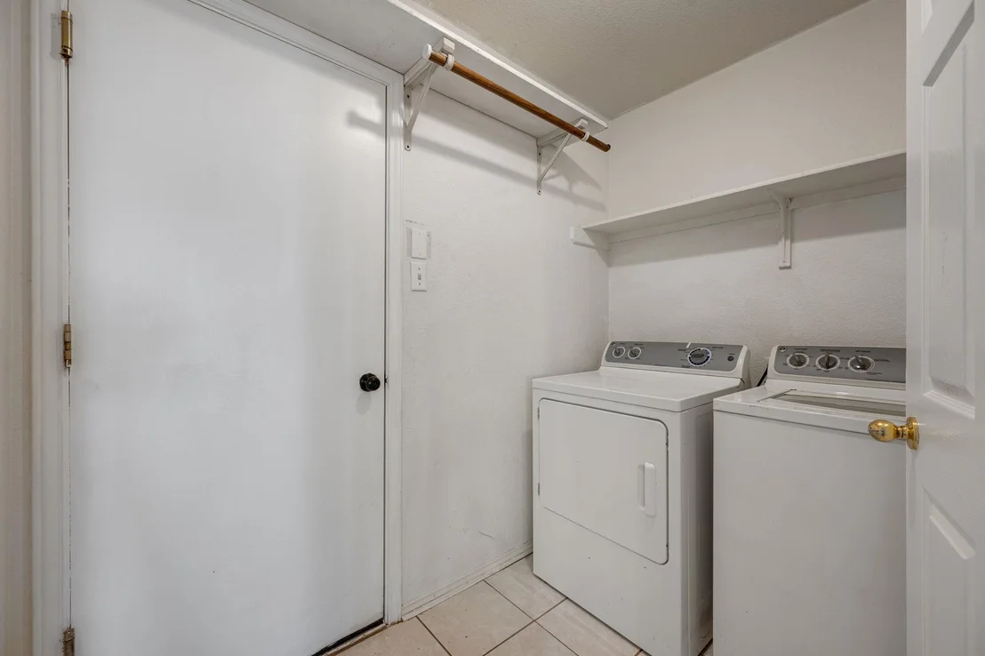 Photo of 1402 Quicksilver CIR