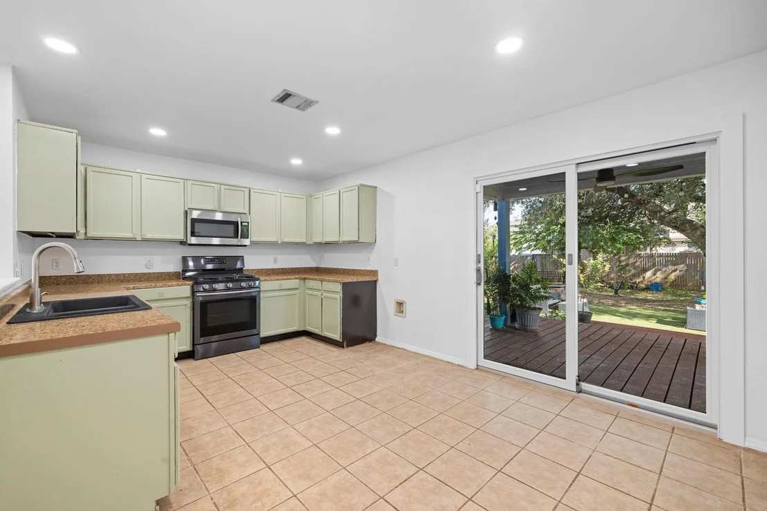 Photo of 104 Grant CT