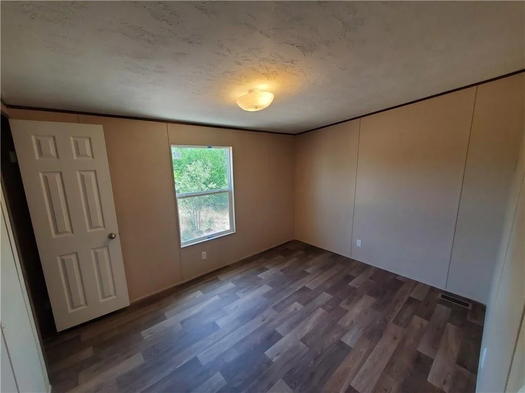 Photo of 289 Oak Arbor TRL