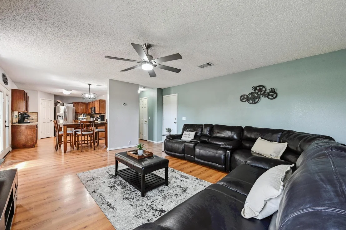 Photo of 2140 Coats CIR