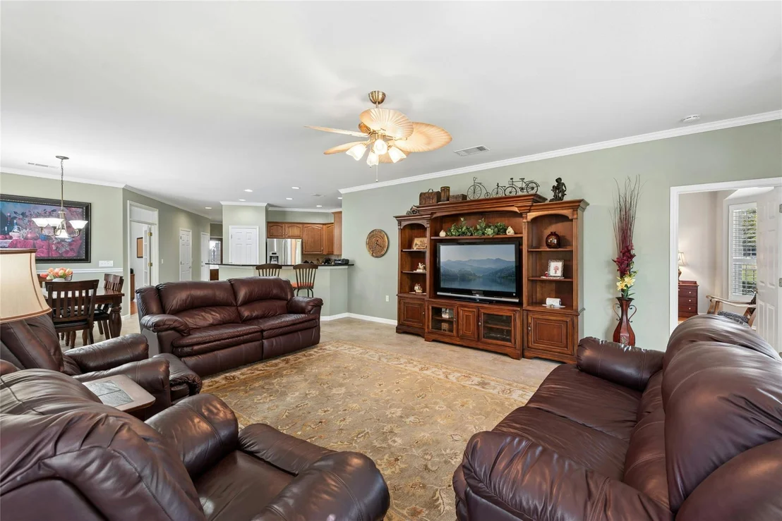 Photo of 213 Crockett LOOP