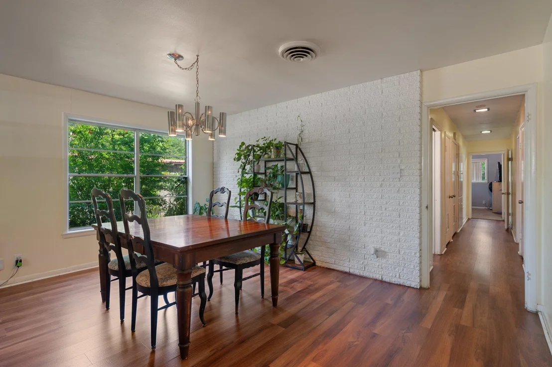 Photo of 2605 N 13th ST