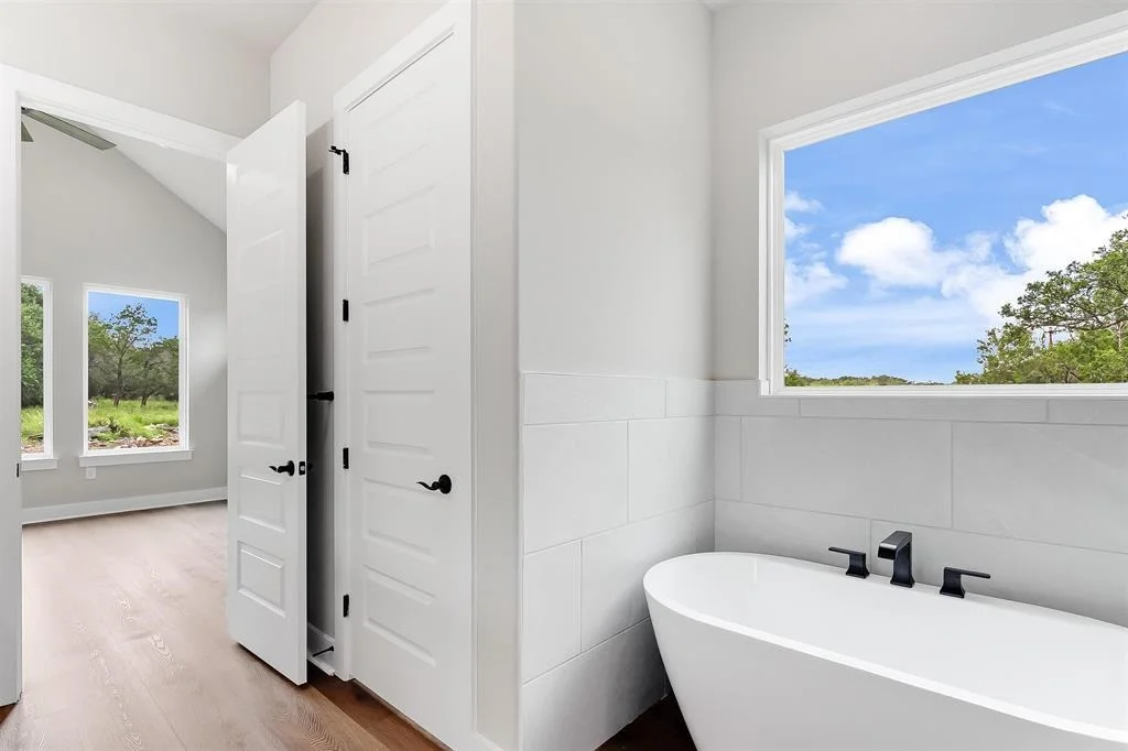Photo of 101 Hardie DR