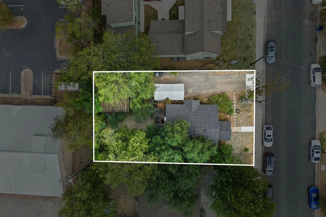 Photo of 820 Stark ST