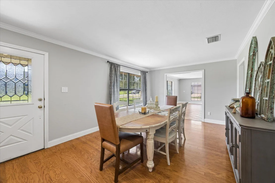Photo of 208 Maple DR