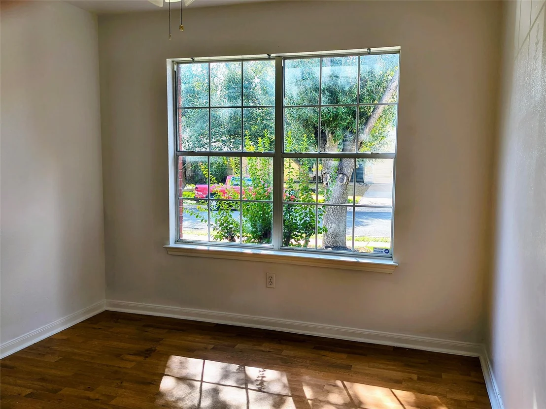 Photo of 9213 Pioneer Forest DR