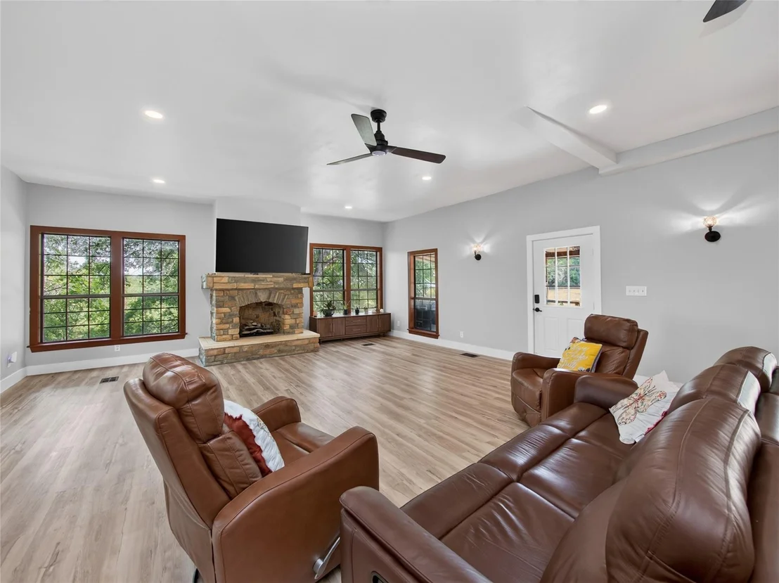 Photo of 205 River RD