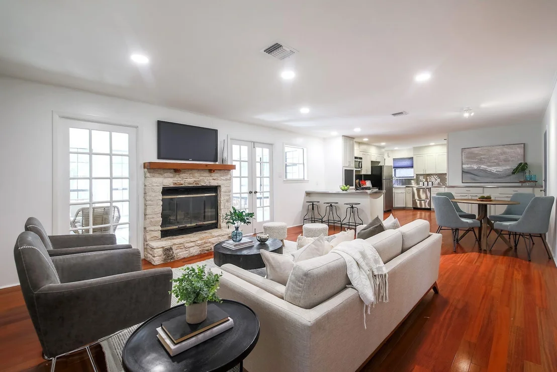 Photo of 1005 Salem LN