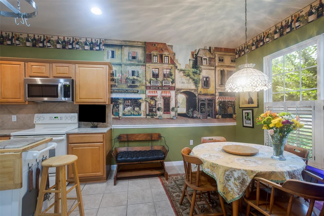 Photo of 103 Everest CT
