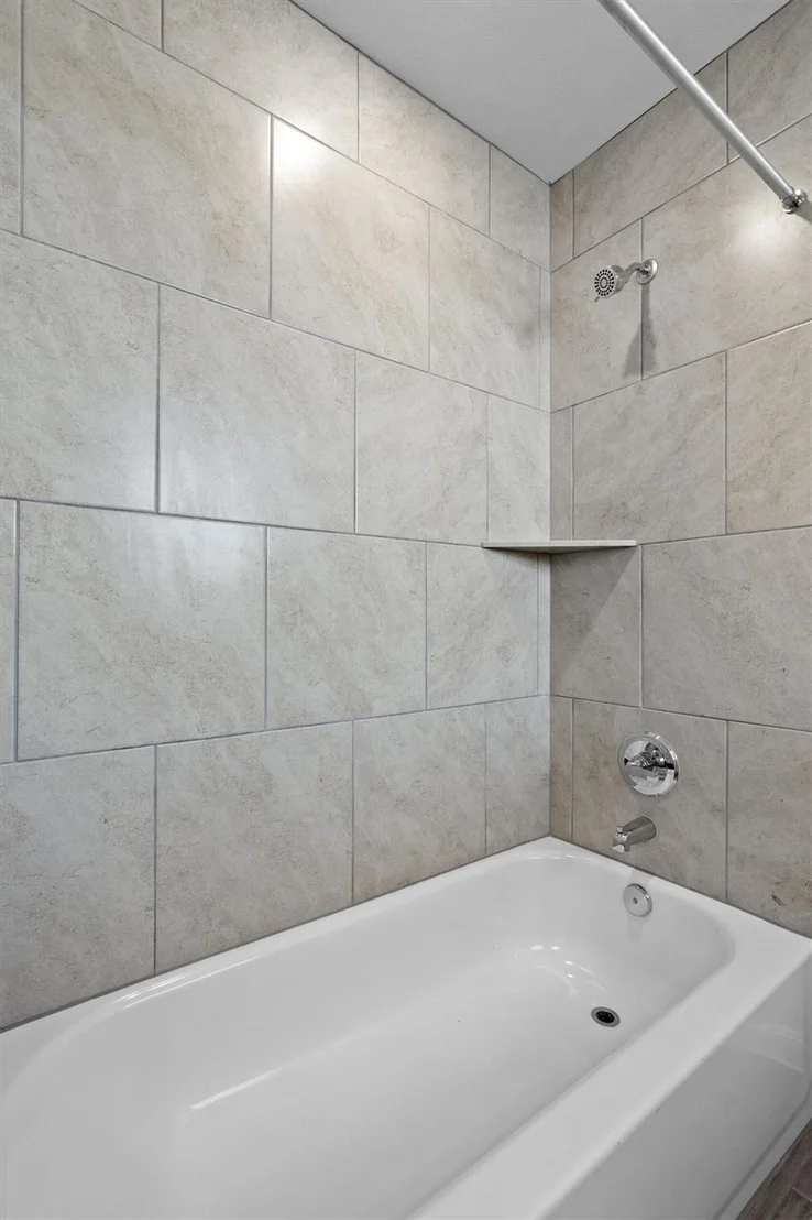 Photo of 417 Stellar Wind DR