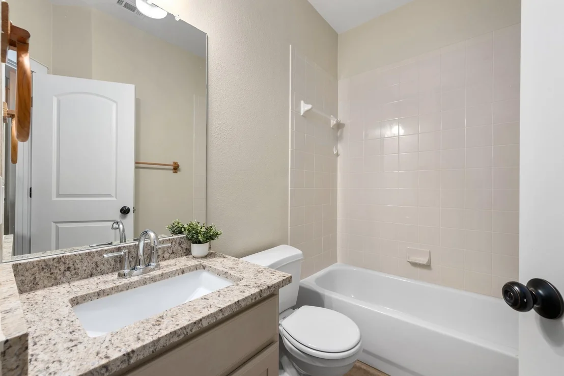 Photo of 105 Rosebud LN