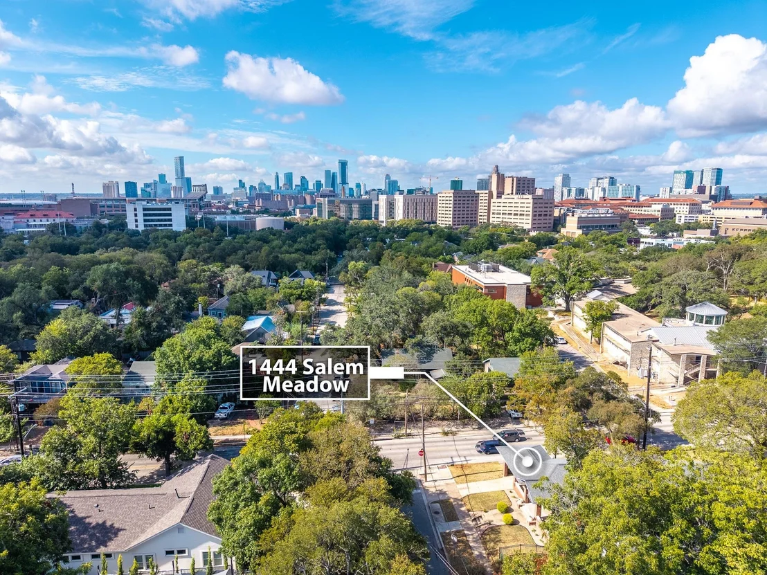 Photo of 3200 Harris Park Ave