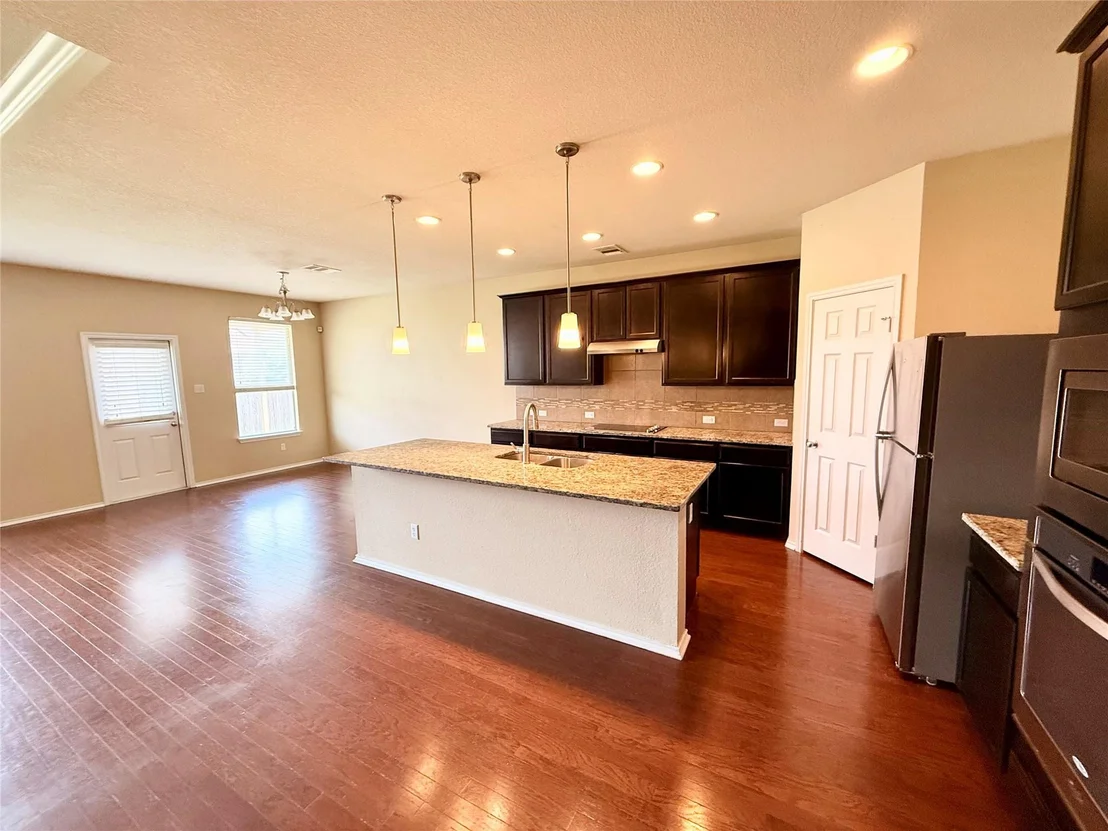 Photo of 1223 Daffodil DR