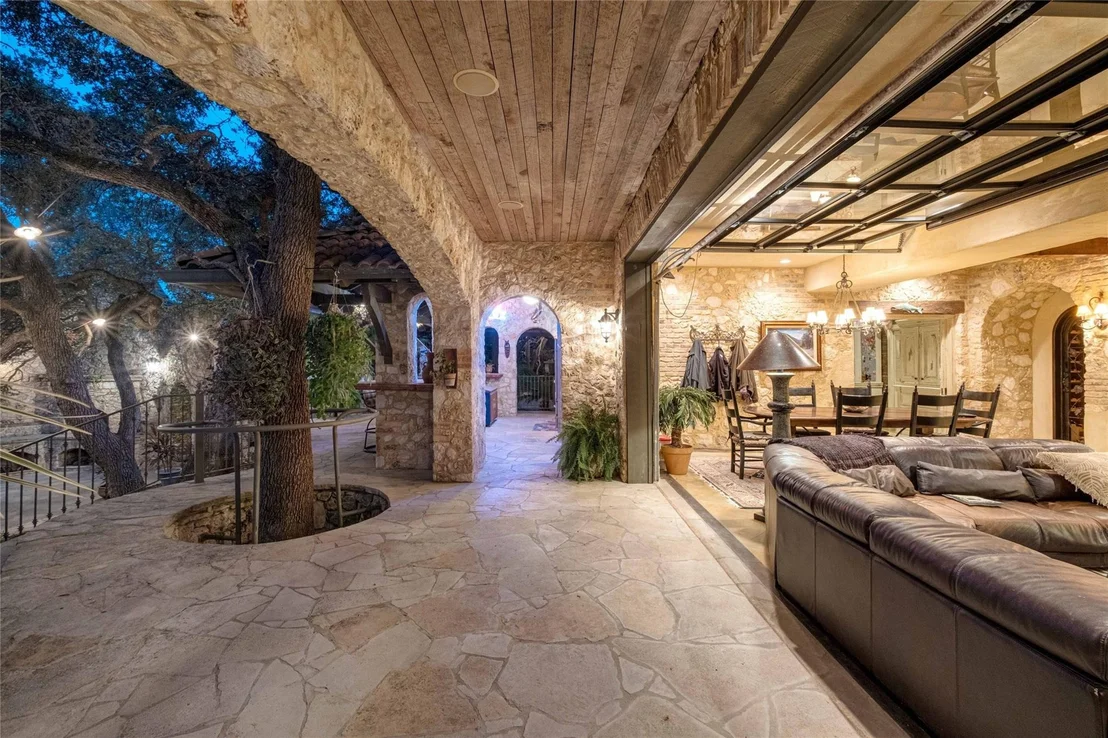 Photo of 3601 Toro Canyon RD