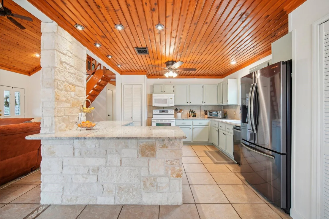 Photo of 1815 Spring Valley DR