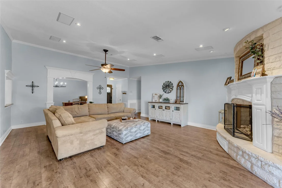 Photo of 213 Corder LN